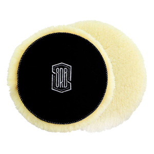 پد وول زبر ۱۲۵ میلی‌متری سورین بو با پوست بره طبیعی، مخصوص دستگاه روتاری، برای حذف خط و خش و پولیش زبر بدنه خودرو. دوام بالا و مناسب دیتیلرهای حرفه‌ای.