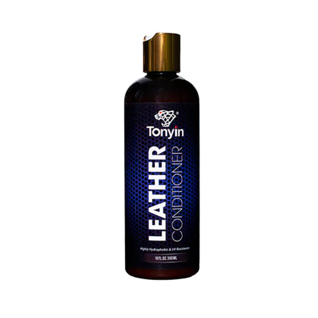 تونین Leather Conditioner یک محافظ قدرتمند برای چرم است که با تغذیه عمیق، چرم را نرم، لطیف و مقاوم در برابر خشکی و ترک می‌کند و ظاهر طبیعی و زیبا را حفظ می‌کند.